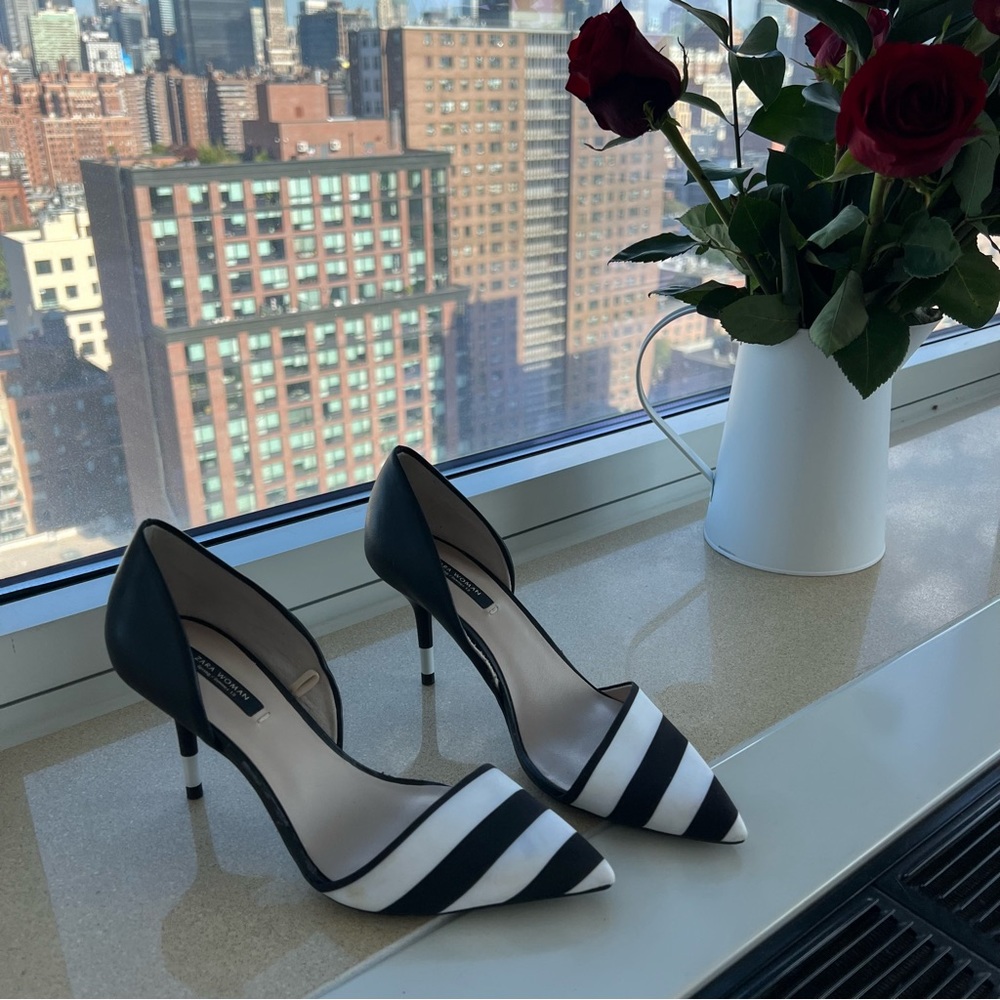 COPY - Zara black and white striped modern heel